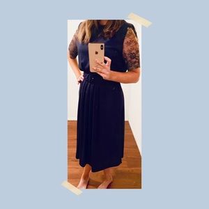 Vintage Belted Dress w/ Lace Sleeves and POCKETS!